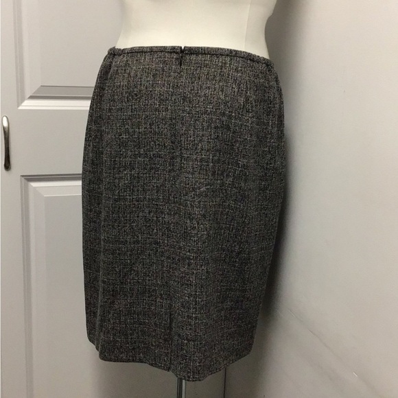 Polyester Tweed Pencil Midi Skirt for Business Suit, Black/Gray, size 14W - Picture 8 of 8